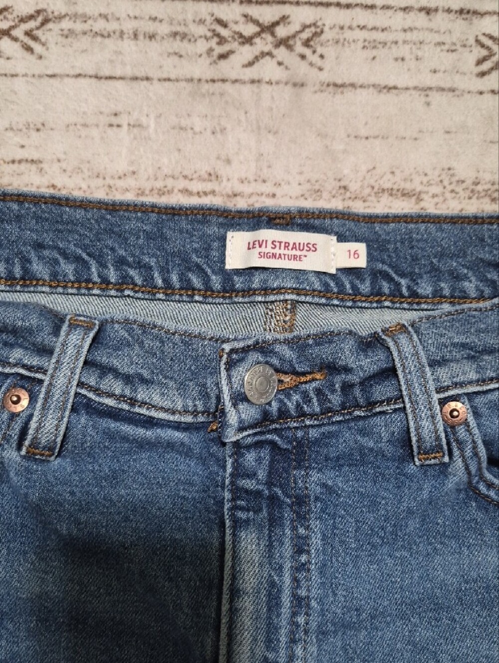 Levi's Dark Blue Distressed Denim Mini Skirt - Picture 2 of 6